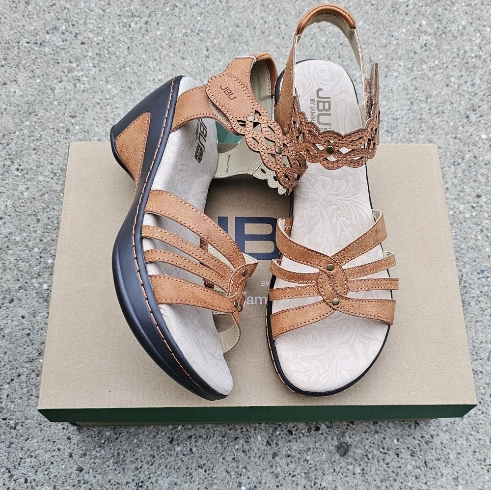 New Jbu memory foam Cushioned sandals women's 8